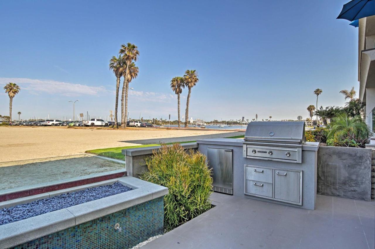 Bayfront San Diego Getaway On Boardwalk With Hot Tub Екстериор снимка
